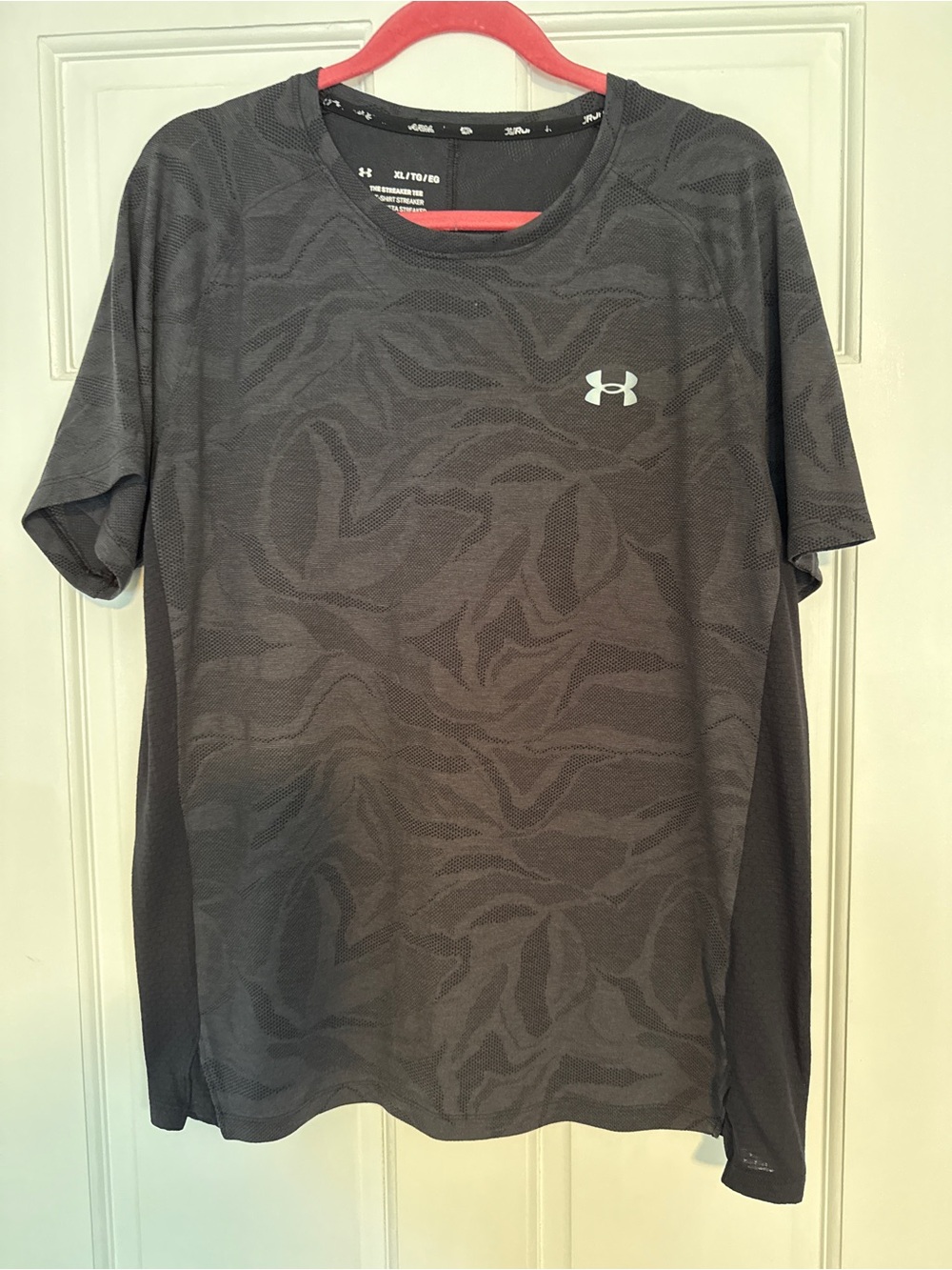 Under Armour Men’s Short Sleeve Athletic Tee - Charcoal Gray/Black
